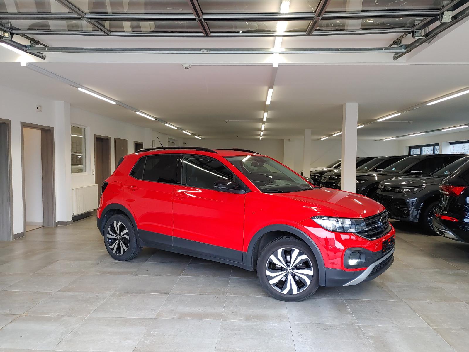 Volkswagen T-Cross 1.0 TSI Life AppCon/PDC/Licht&Sicht/17"