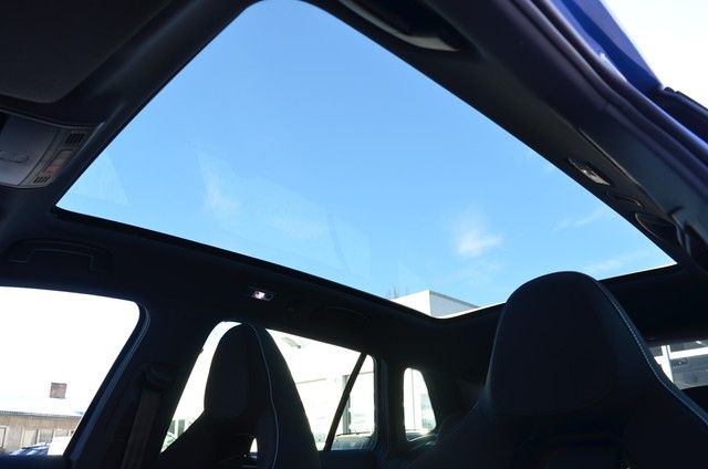Fahrzeugabbildung SKODA Kamiq TSI Monte Carlo LED AHK Navi AID Pano ACC