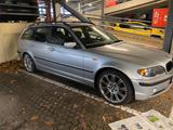 BMW E46 320i Touring TÜV 12/26 - BMW 320 aus 2003: Kombi, 320i