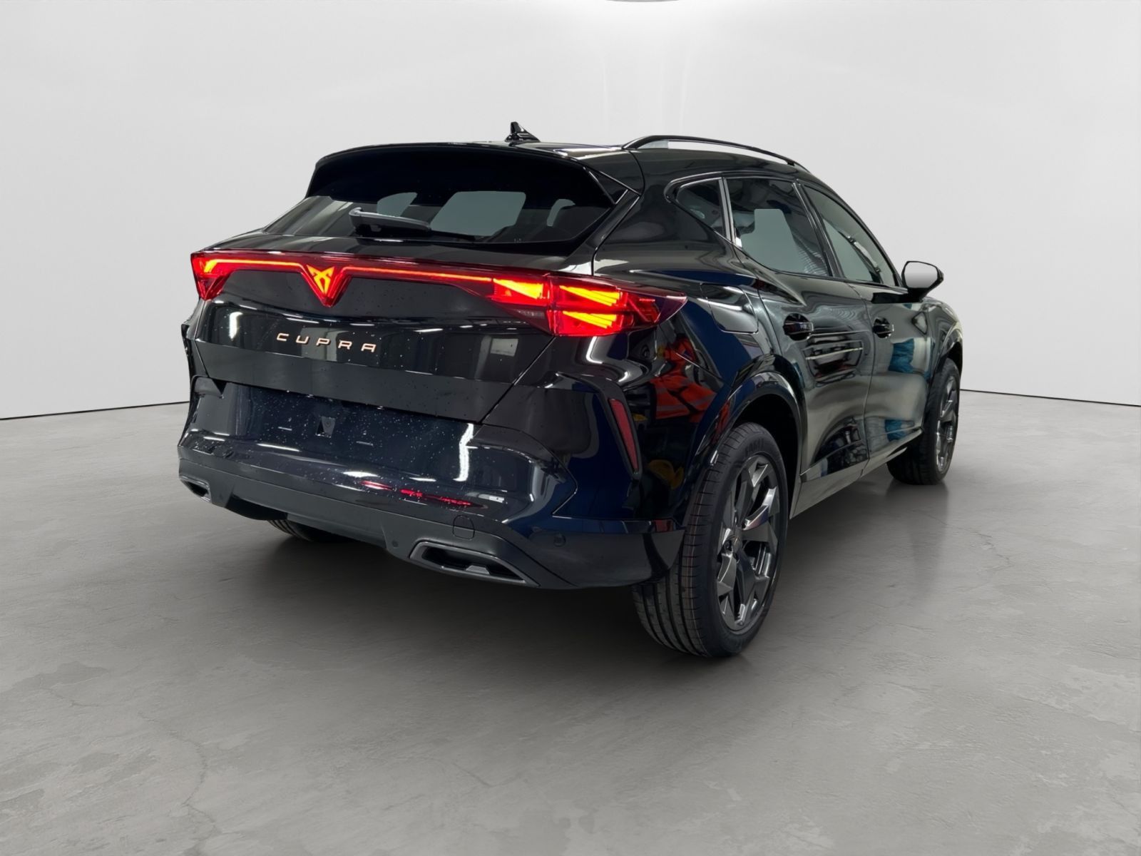 Cupra Formentor 1.5eTSI DSG 10KM! EDGE LED KESSY foto 3