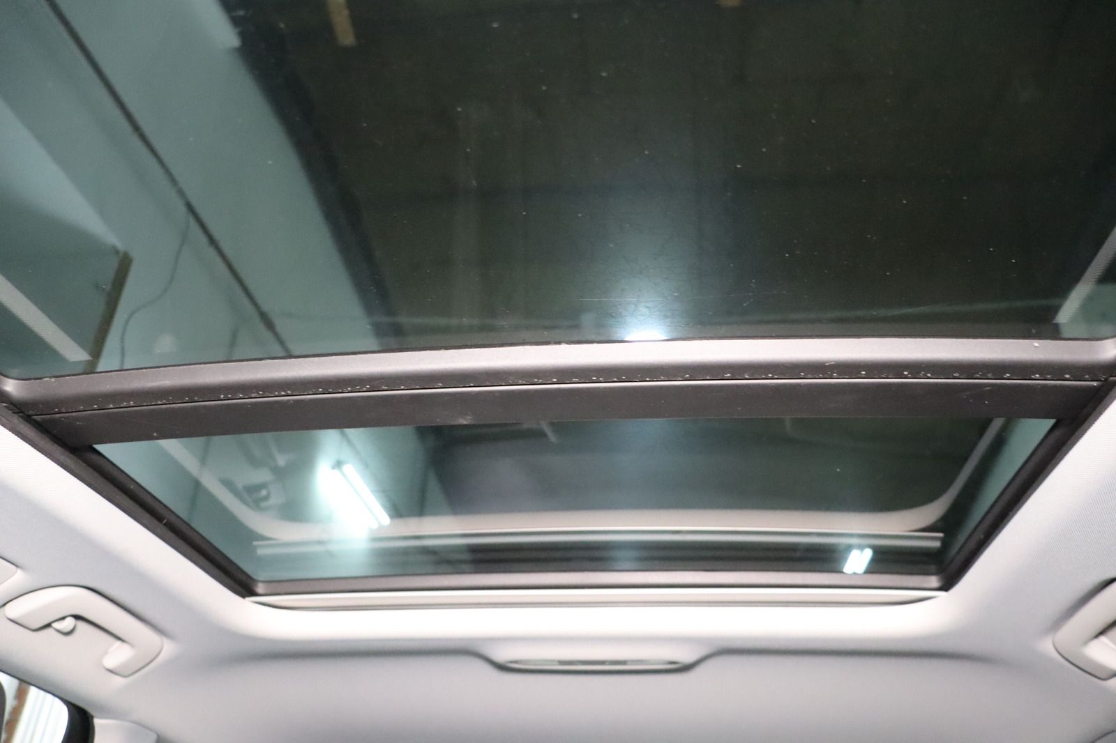 Fahrzeugabbildung Audi A6 Avant 3.0 TDI quattro Pano. * AHK * Service