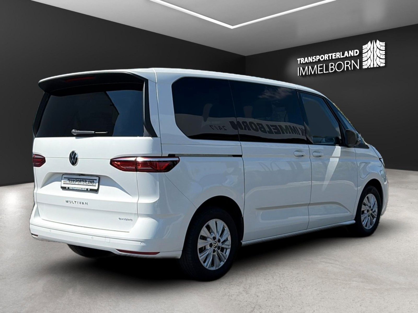 Volkswagen T7 Multivan Life eHybrid Pano Navi LED ACC Kamer foto 5