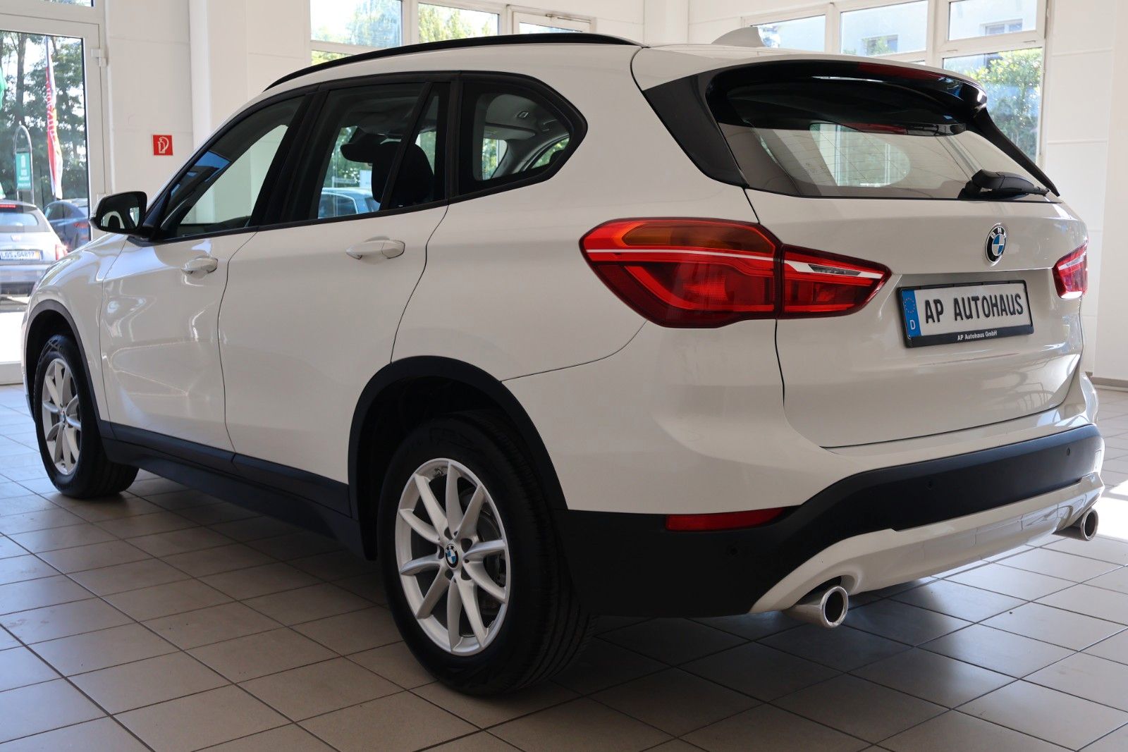 BMW X1 sDrive 18 d Advantage Scheckheft 8FACH foto 7