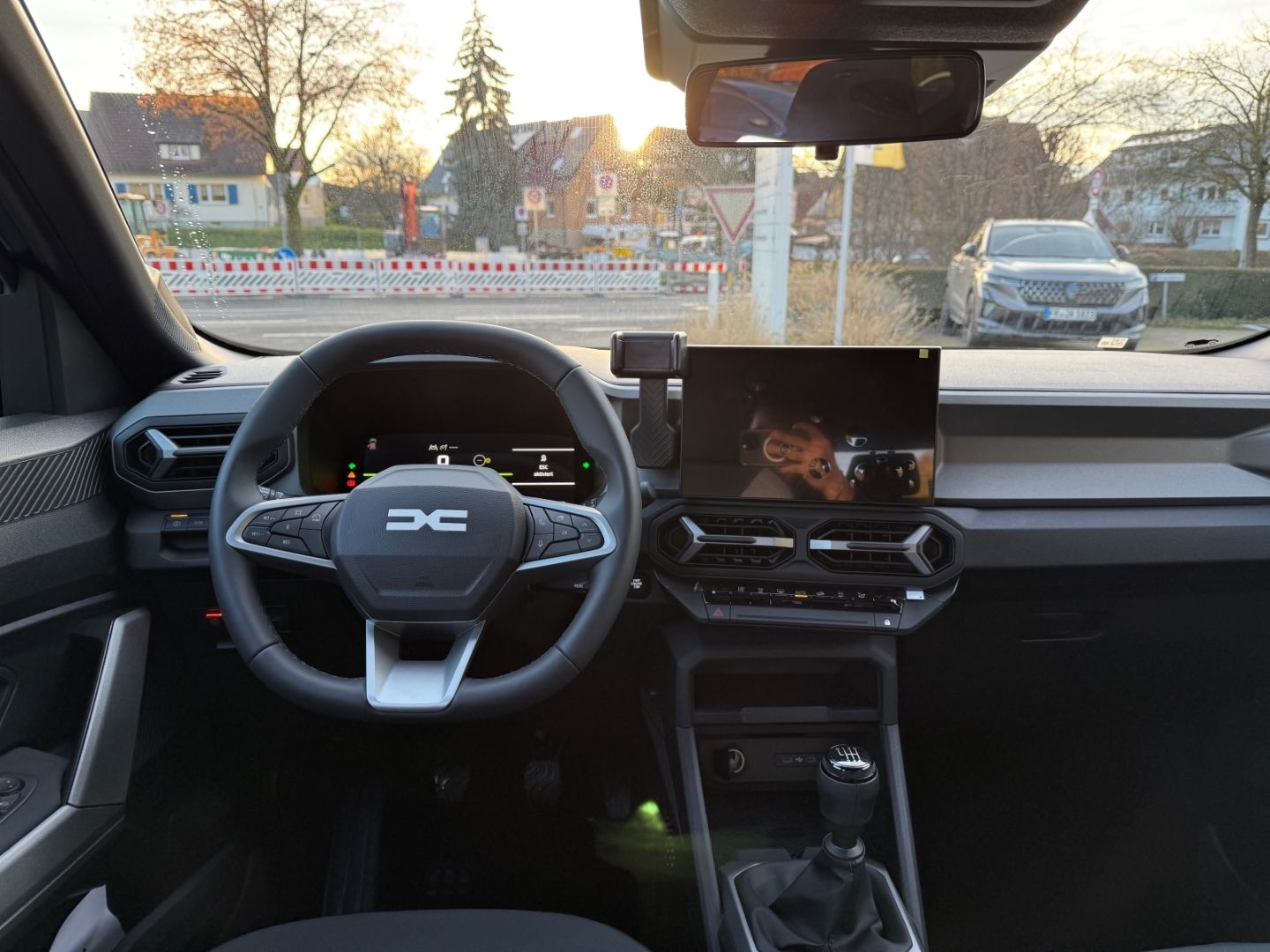 Fahrzeugabbildung Dacia Bigster TCe 140 Journey Navi Digitales Cockpit L