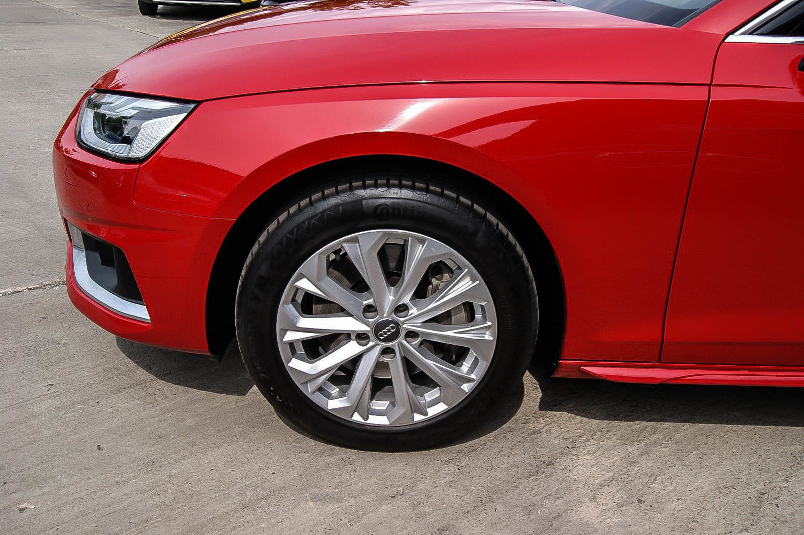 Fahrzeugabbildung Audi A4 Avant 45 TDI 3.0 V6 quattro advanced 1.HAND