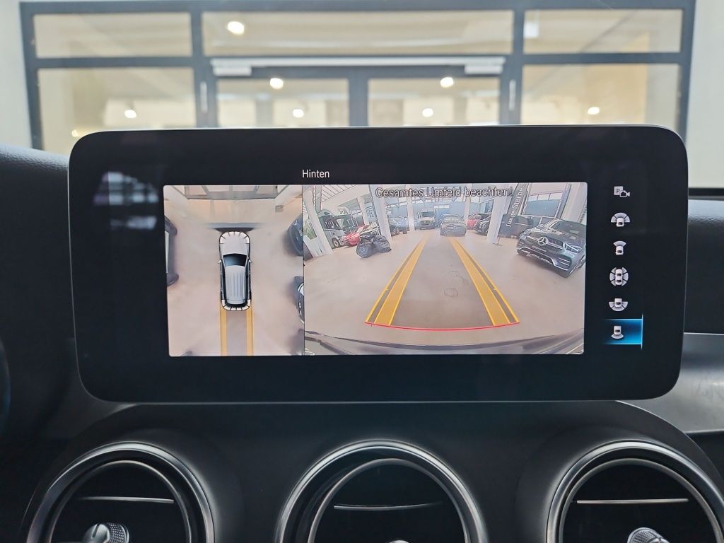 Fahrzeugabbildung Mercedes-Benz GLC 300 e 4M AMG Night Distronic+ Pano HUD 360°