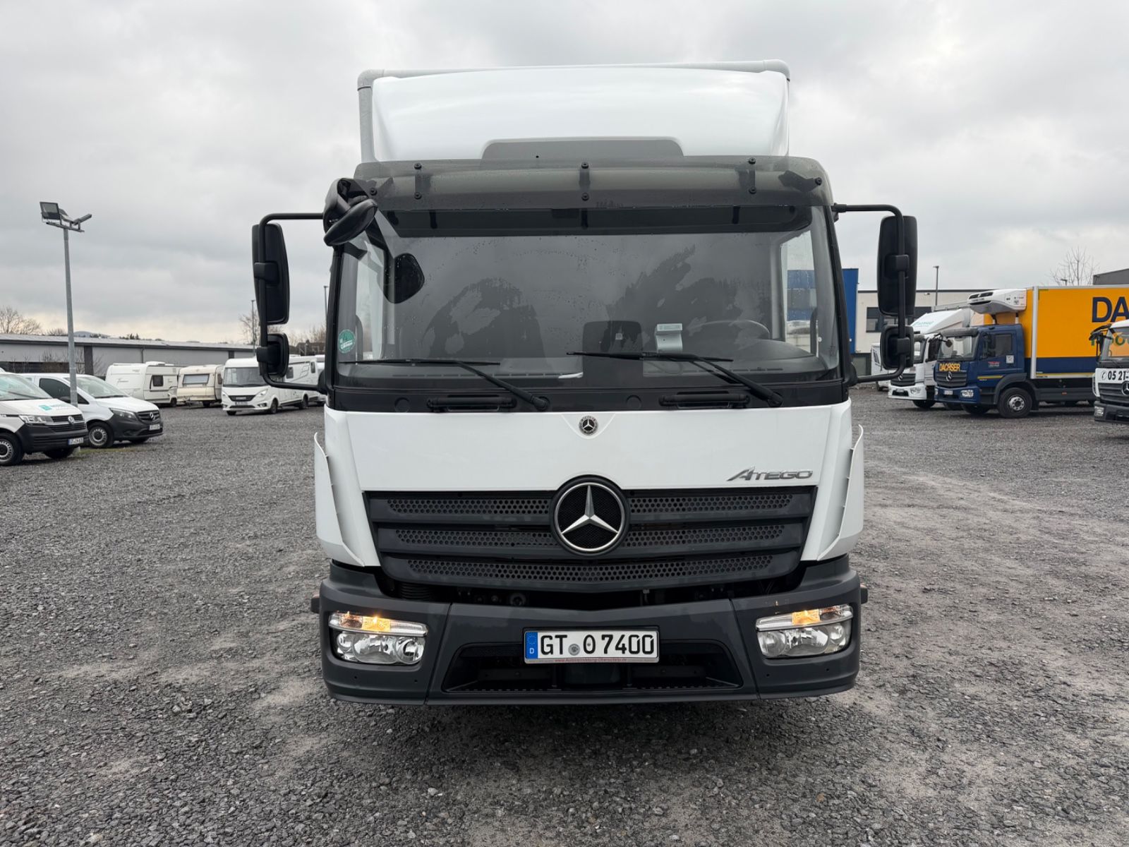 Fahrzeugabbildung Mercedes-Benz Atego 818 L Koffer LBW