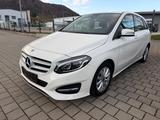 Mercedes-Benz B 180 Style LED - gebrauchte Mercedes-Benz B 180 aus dem Jahr 2018