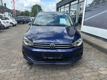 Fahrzeugabbildung Volkswagen Touran 2.0 TDI Active 7 Sitze ACC