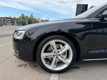 Audi A8 - 10