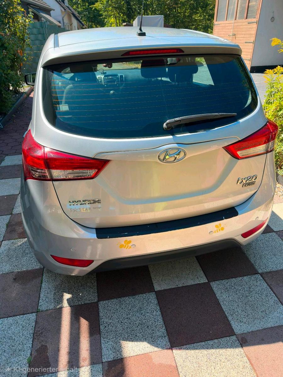 Hyundai ix20 2013 — photo 8