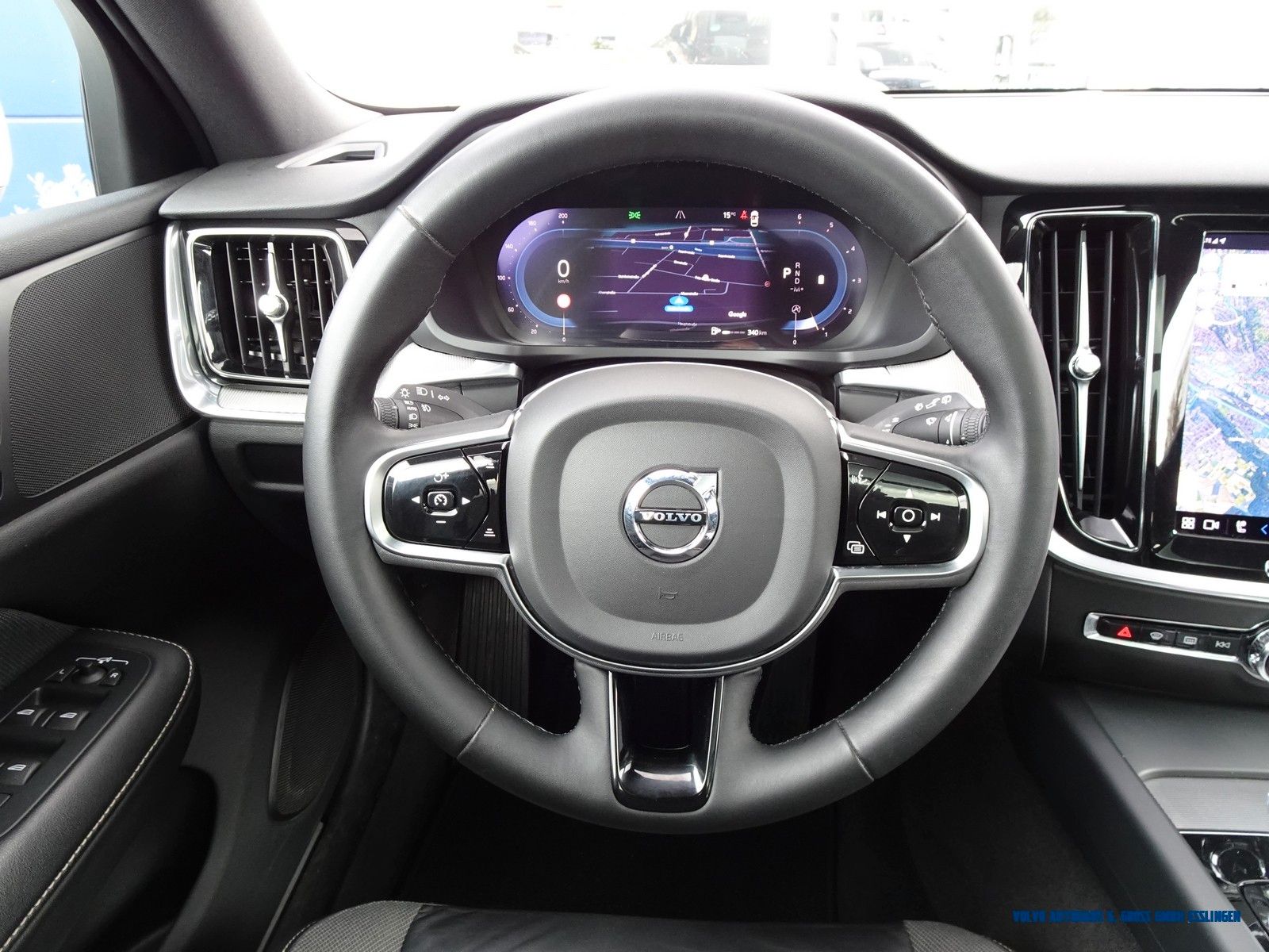 Volvo V60 Cross Country foto 15