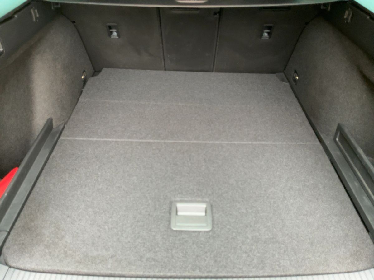 Volkswagen Passat Variant - Bild 14