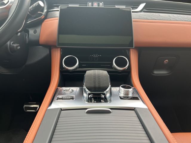 Fahrzeugabbildung Jaguar F-PACE D300 R-Dynamic Black Limited Pano AHK