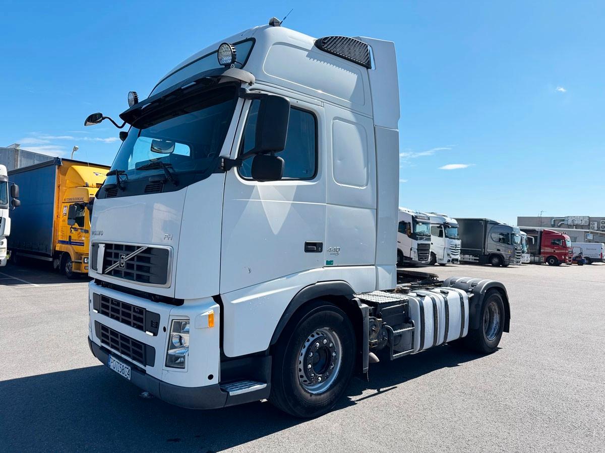 Volvo FH 13 440 Standard - manual gearbox
