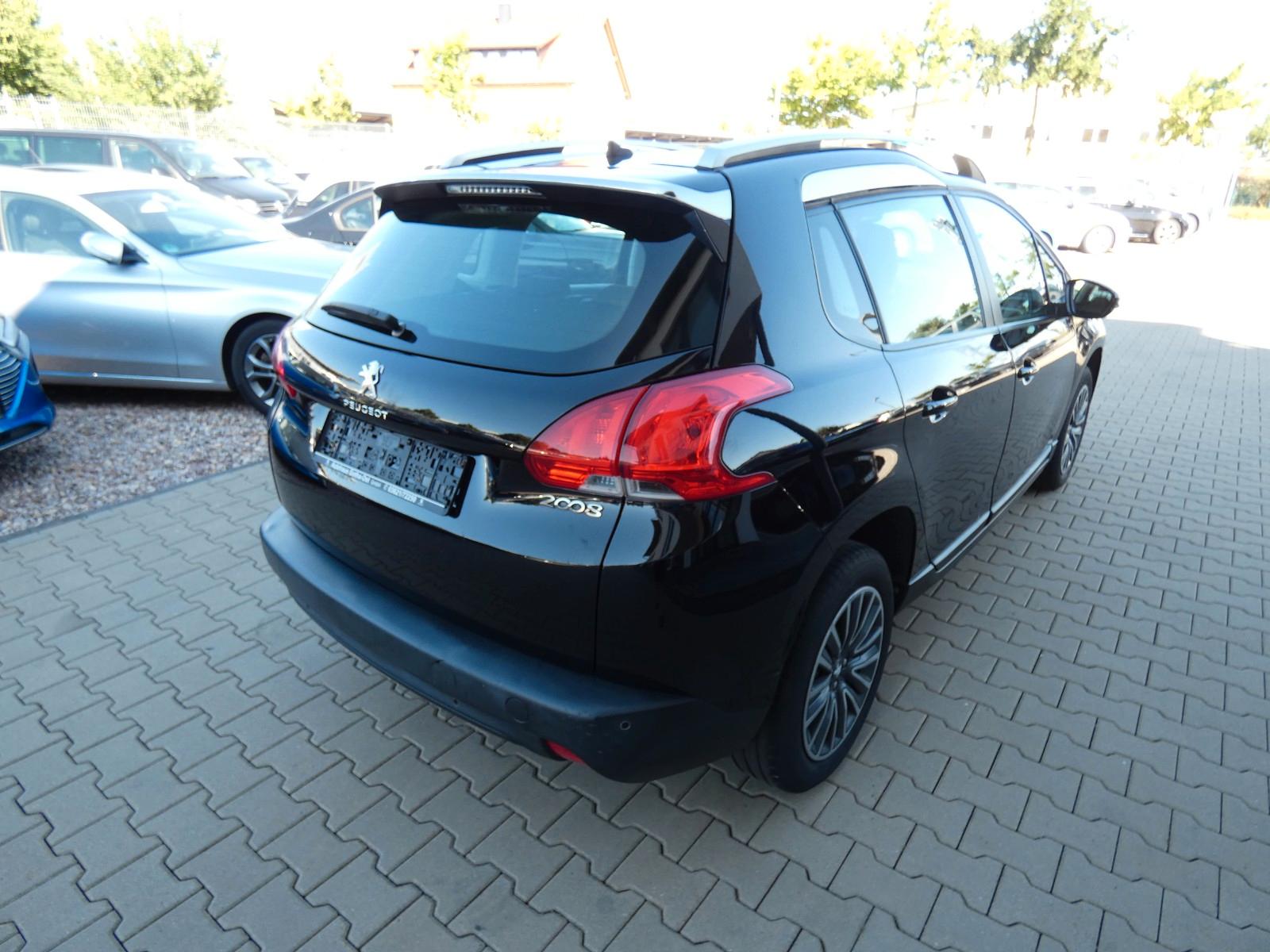 Peugeot 2008 Active Automatik Navi Alu Met.