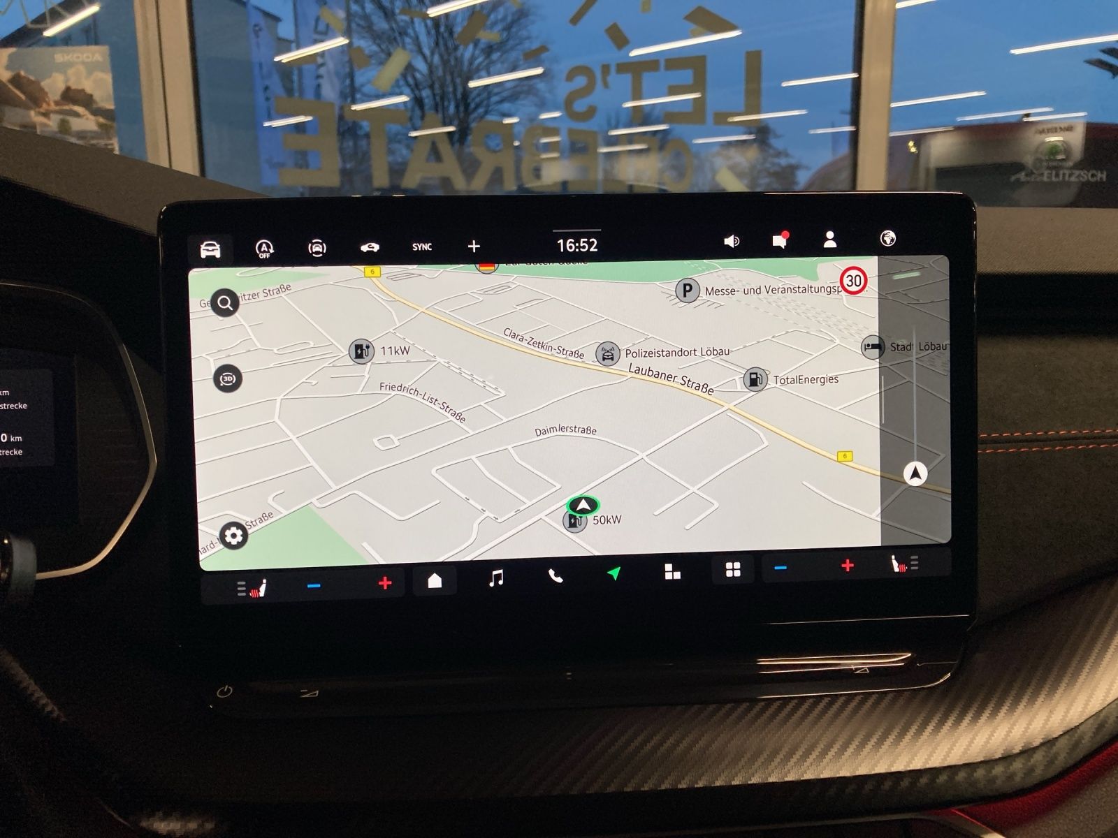 Fahrzeugabbildung SKODA Octavia Combi RS 2.0 TSI DSG AHK CANTON MATRIX