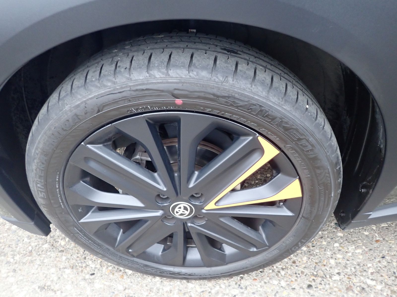 Fahrzeugabbildung Toyota Aygo X Limited 1.0 5tg. AT