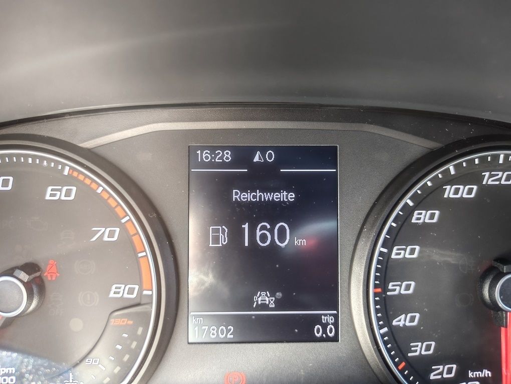 Fahrzeugabbildung SEAT Arona FR 1.0 TSI + SHZ + wenig Kilometer
