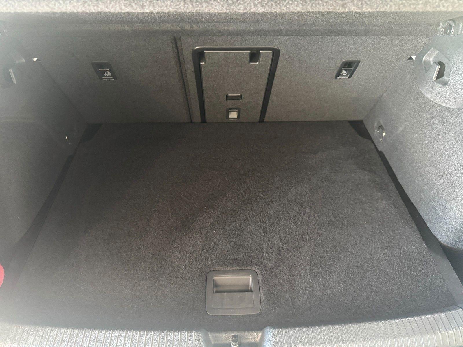 Volkswagen Golf VIII GTI 2.0 TSI ACC KAMERA NAVI, миниатюра 7