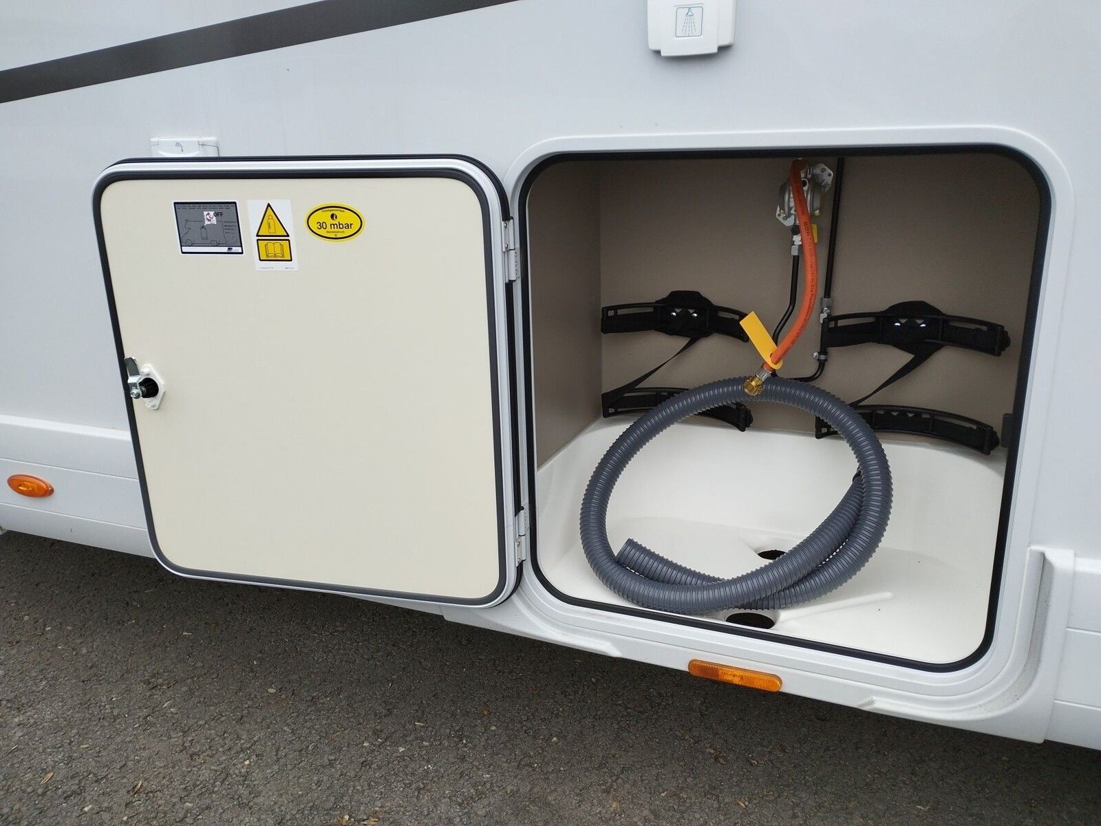 Fahrzeugabbildung Eura Mobil Profila T PT 695 EB Automatik,Sat,Solar