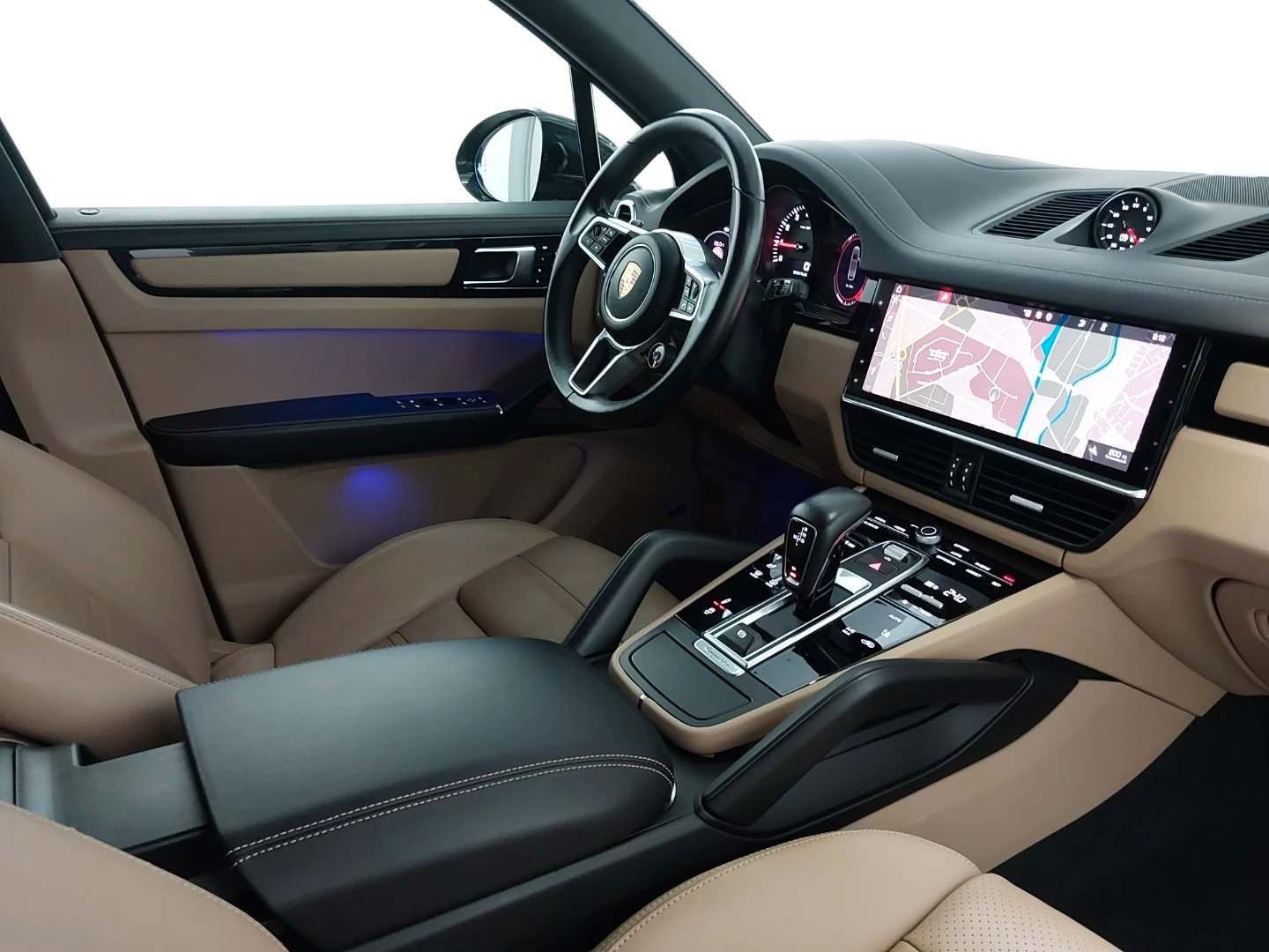 Fahrzeugabbildung Porsche Cayenne S Pano ACC Chrono BOSE HuD Memory 360°