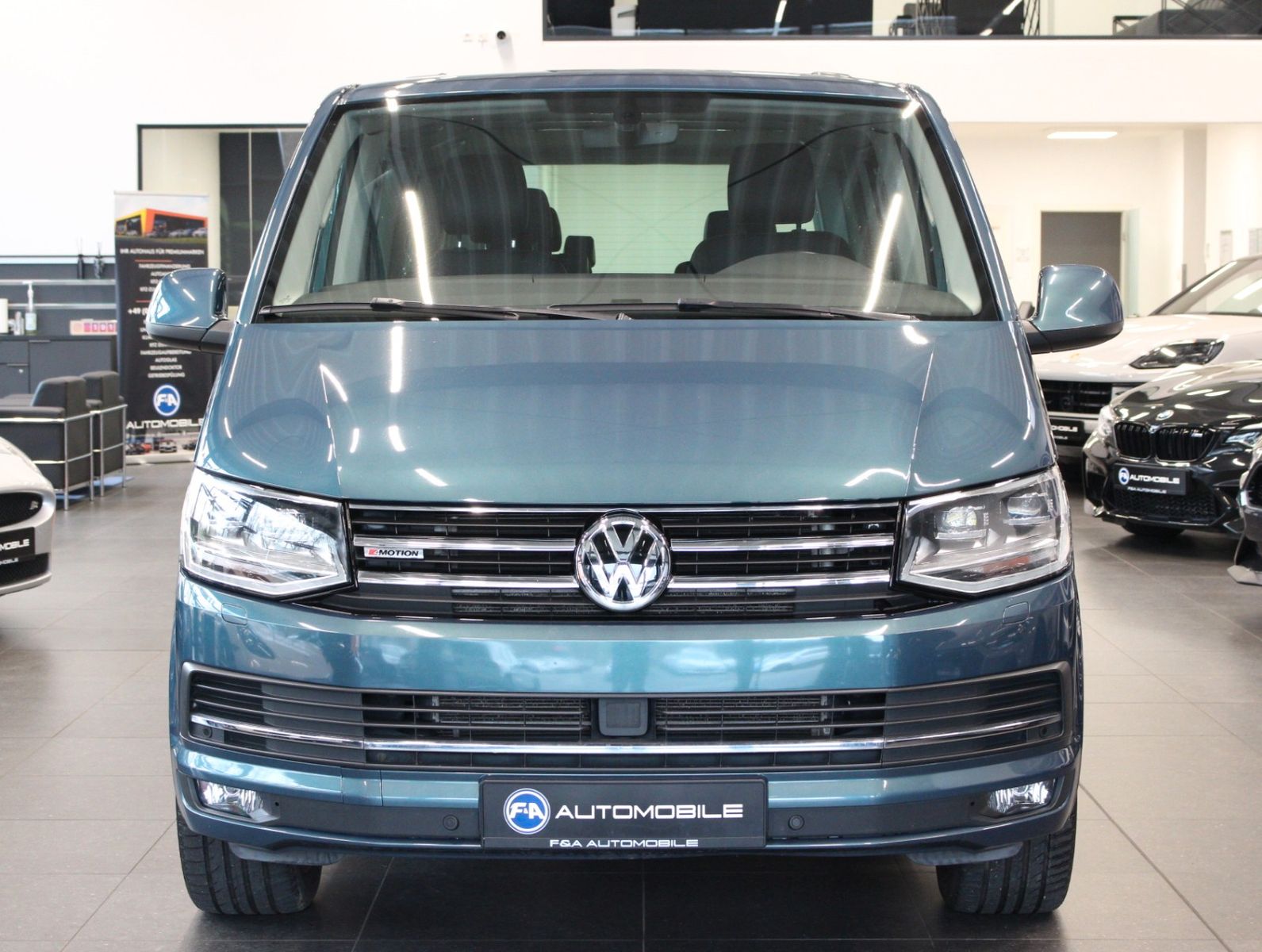 Fahrzeugabbildung Volkswagen T6 Multivan 4Motion Gener. Six*ACC*Kamera*AHK