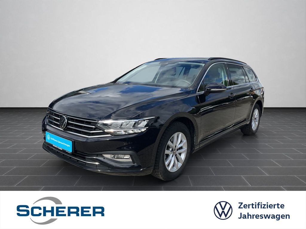 Volkswagen Passat Variant 1.5 TSI DSG Business AHK NAVI SHZ