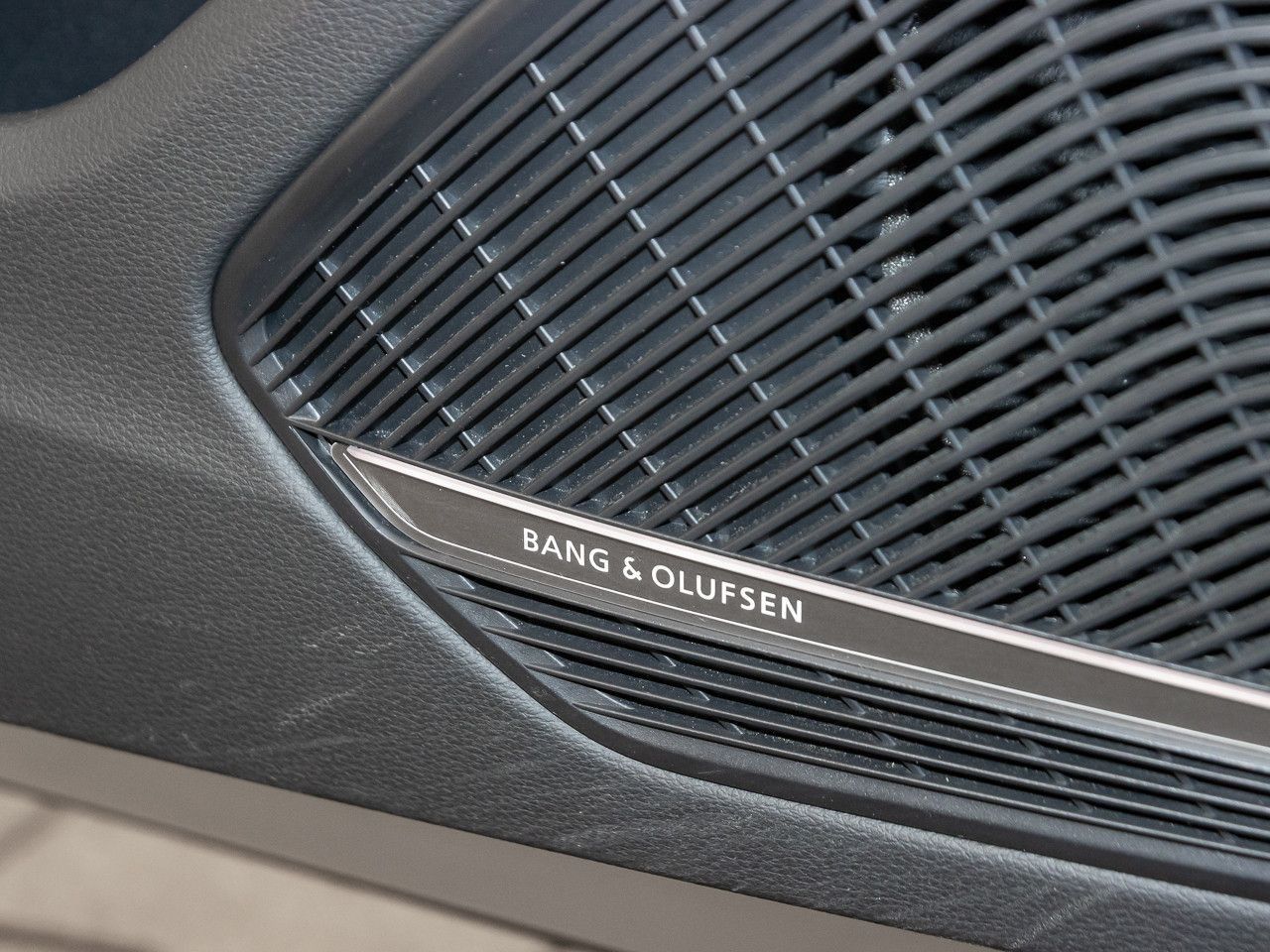 Audi A4 Avant 40 TFSI quattro S line Matrix B&O 360° foto 19