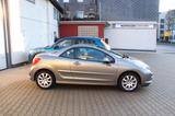 Peugeot 207 CC Cabrio Roland Garros - Peugeot 207 mit Benzin-Antrieb: Cabrio, Garros Roland