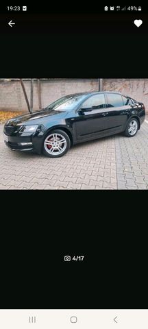 Skoda SKODA OCTAVIA 1,5 TSI AHK 1Hand