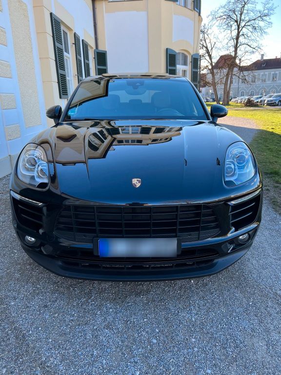 Image of Porsche Cayenne