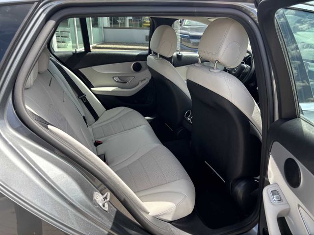 Mercedes-Benz C 220 d T 9G-TRONIC Exclusive