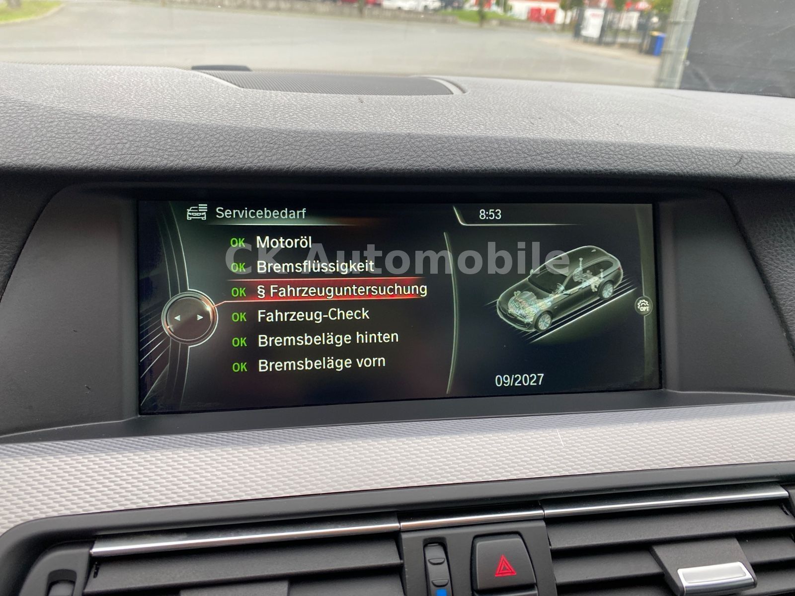 Fahrzeugabbildung BMW 530 d Touring M Sport/Navi/Leder/Pano/Bi-Xenon