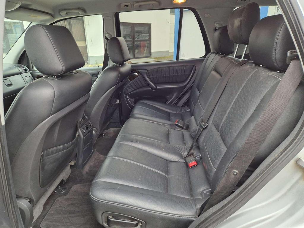 Mercedes-Benz ML 270