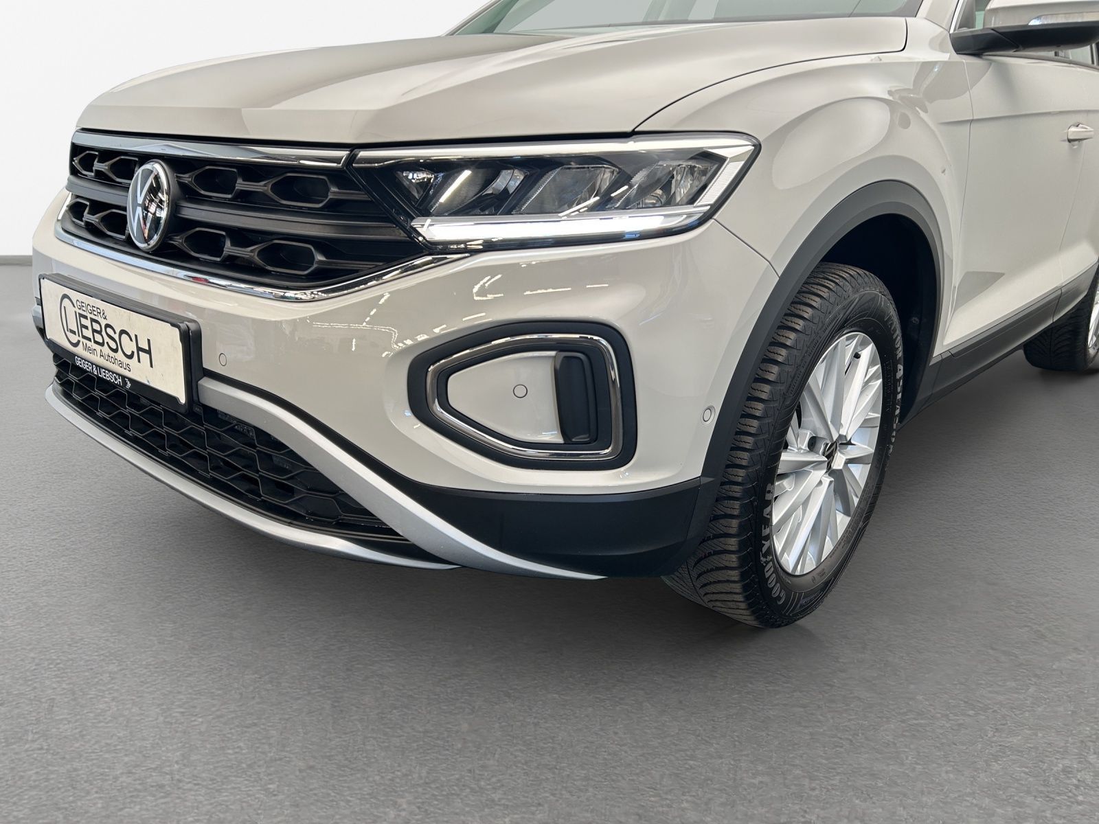 Volkswagen T-Roc - Bild 13