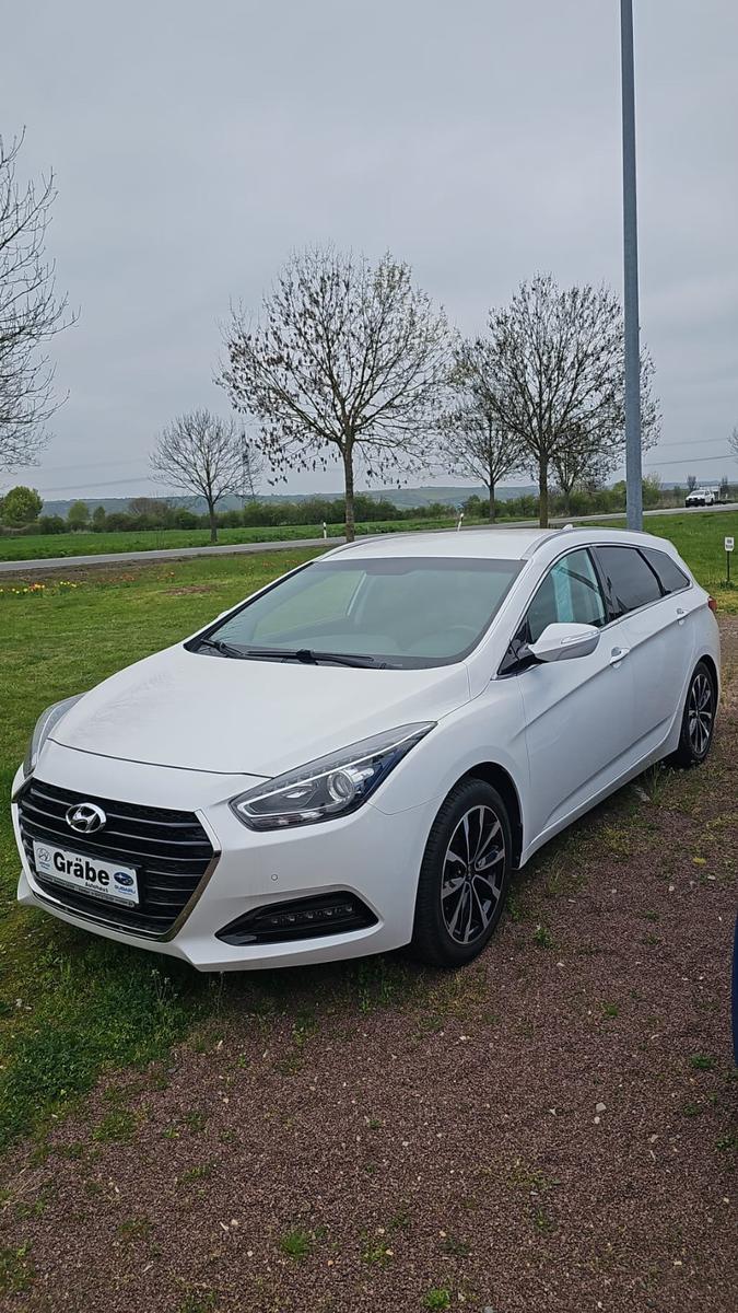 Hyundai i40 cw Trend 2.0 M/T