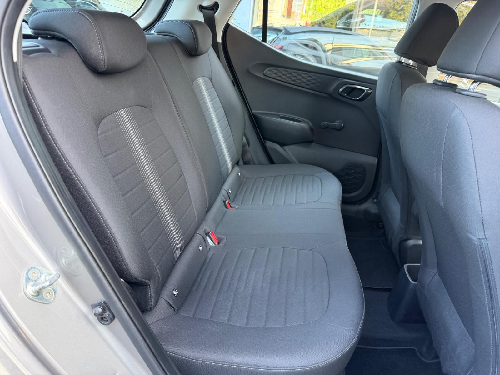 Hyundai i10 1.0 Connect & Go/Apple CarPlay-NAVI/KAMERA