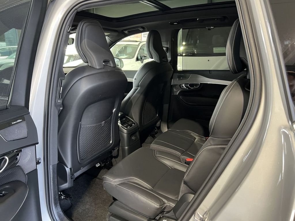 Volvo XC90 T8 Plus Bright Recharge AWD FourC AHK B&W