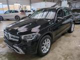 Mercedes-Benz GLC 300 e VollLeder*4xSHZ*Kamera*LED*elekSitze - Hybrid (/Elektro) Voll mit Benzin-Antrieb