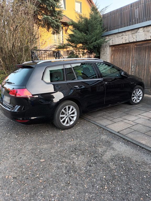 Image of Volkswagen Golf