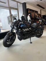 Triumph Rocket 3 Storm R/Angebot gültig bis 30.06.2025 - TRIUMPH NEU