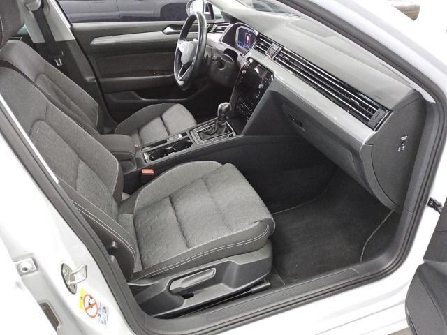 Volkswagen Passat Variant - Bild 6