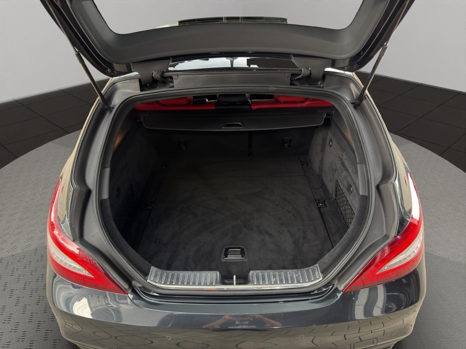 Mercedes-Benz CLS 500 AMG 4M  360° DESIGNO BEAM S.DACH MASSAGE
