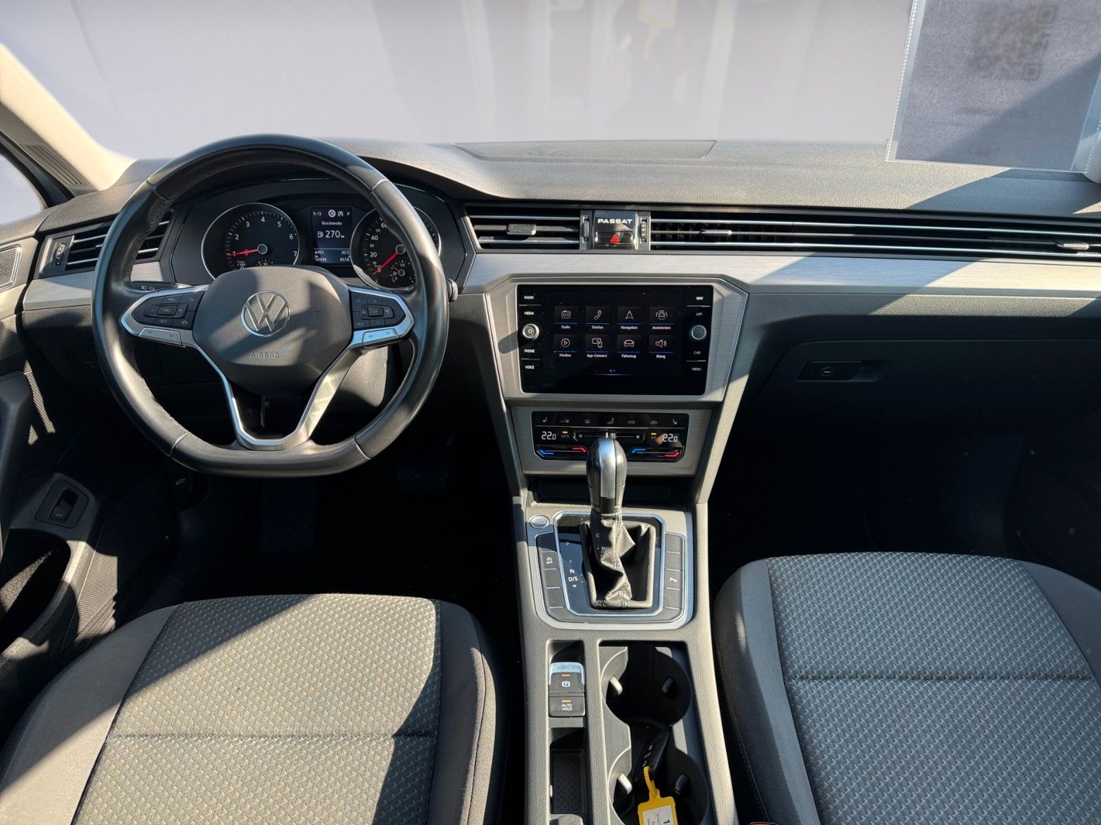 Fahrzeugabbildung Volkswagen Passat Variant Conceptline 1.5 TSI