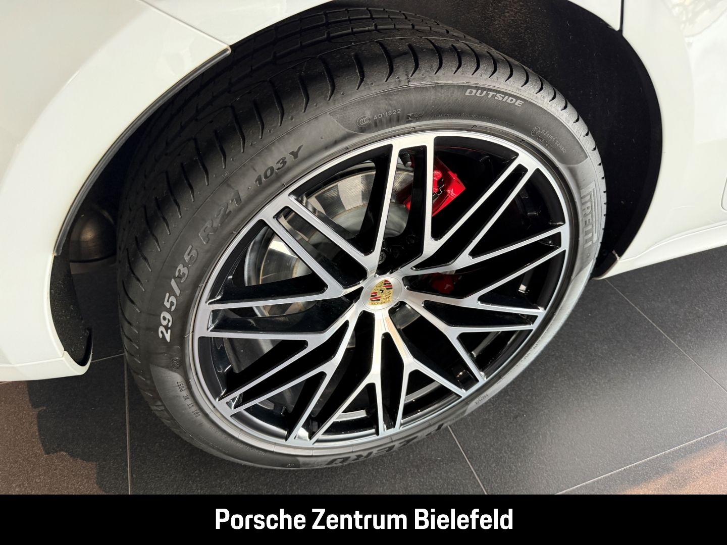 Porsche Macan GTS Standheizung Sportabgas Luftfederung foto 18