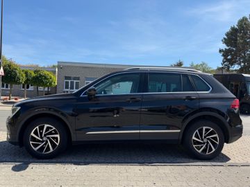Volkswagen Tiguan - 8