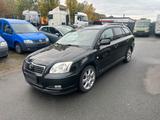Toyota Avensis 2.0 TÜV, Alufelgen - Toyota Avensis aus 2003: Kombi