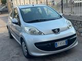 Peugeot 107 1.4 HDi 5p. Sweet Years - Peugeot 107 Diesel Gebrauchtwagen