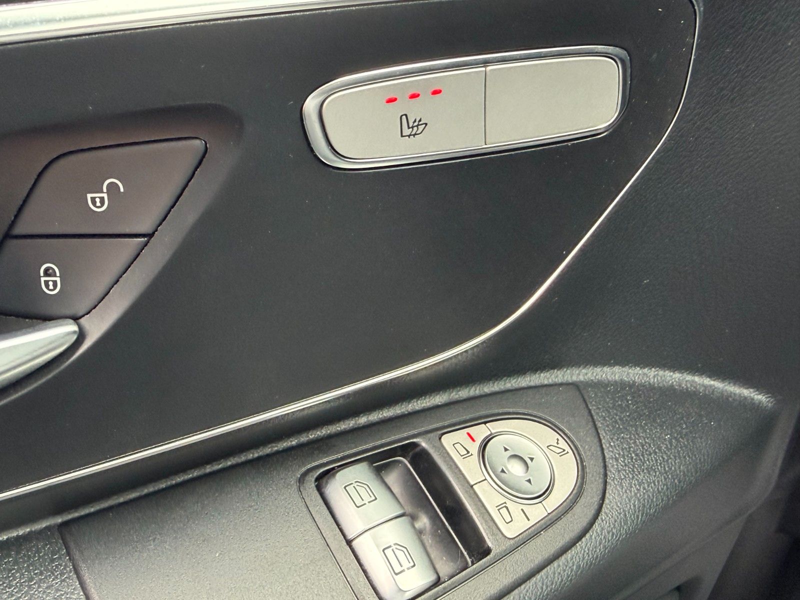 Fahrzeugabbildung Mercedes-Benz Vito 116 CDI 9G Tourer LED Kamera AHK2,5to